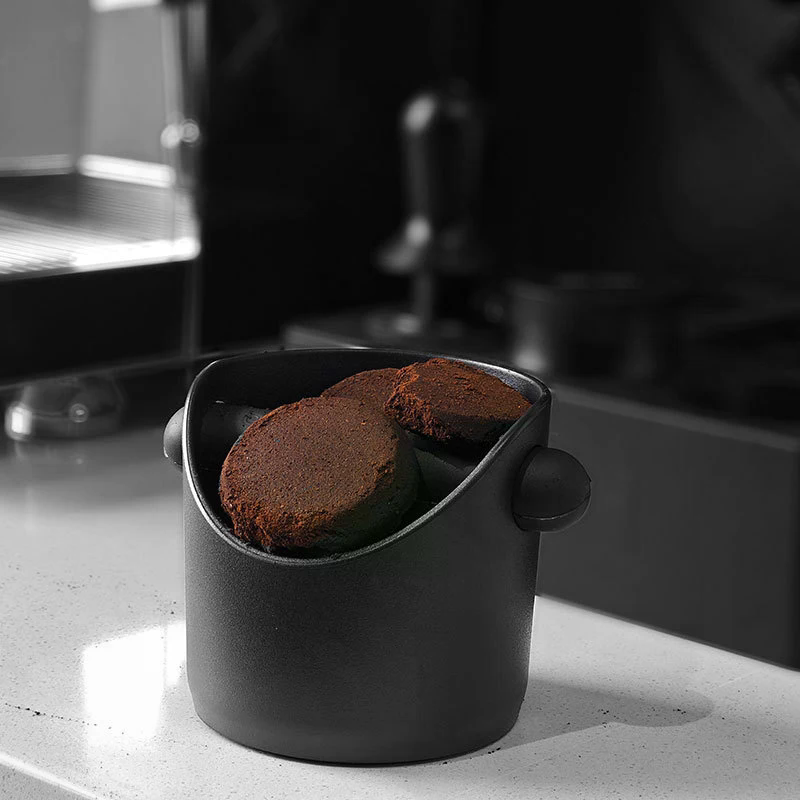 Caja de golpe de café absorben - Coffee Knock Box reseña y precio